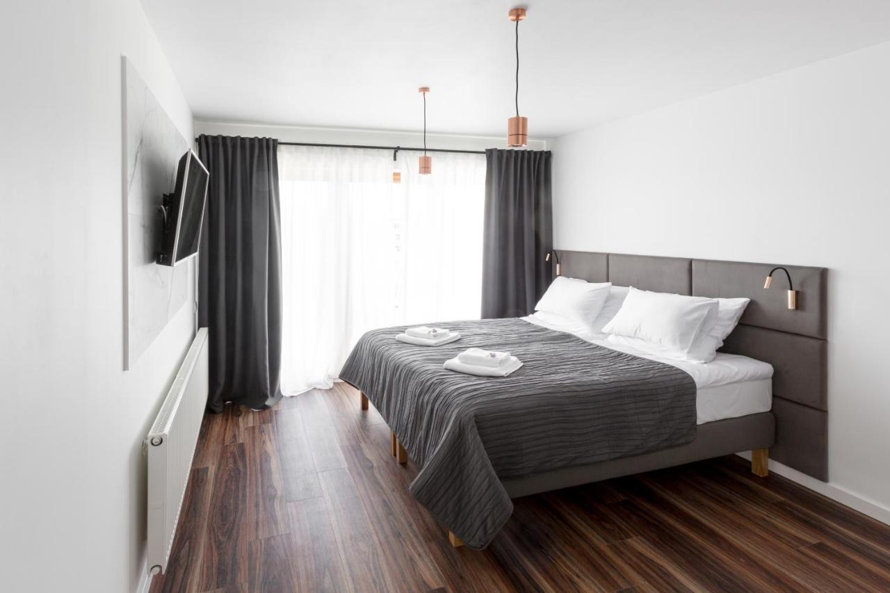 Sky Apartments Познан Екстериор снимка