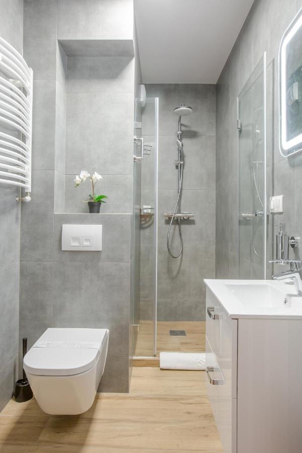 Sky Apartments Познан Екстериор снимка