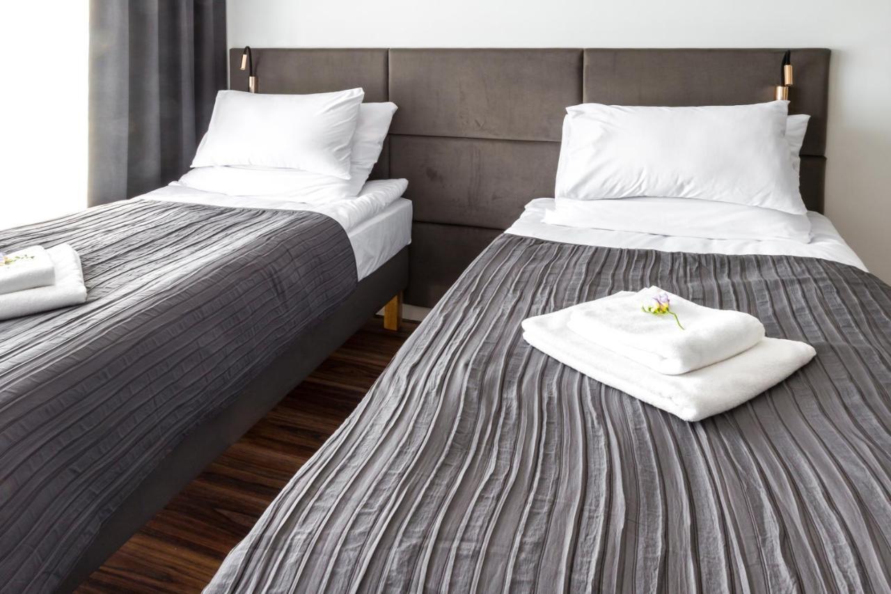 Sky Apartments Познан Екстериор снимка