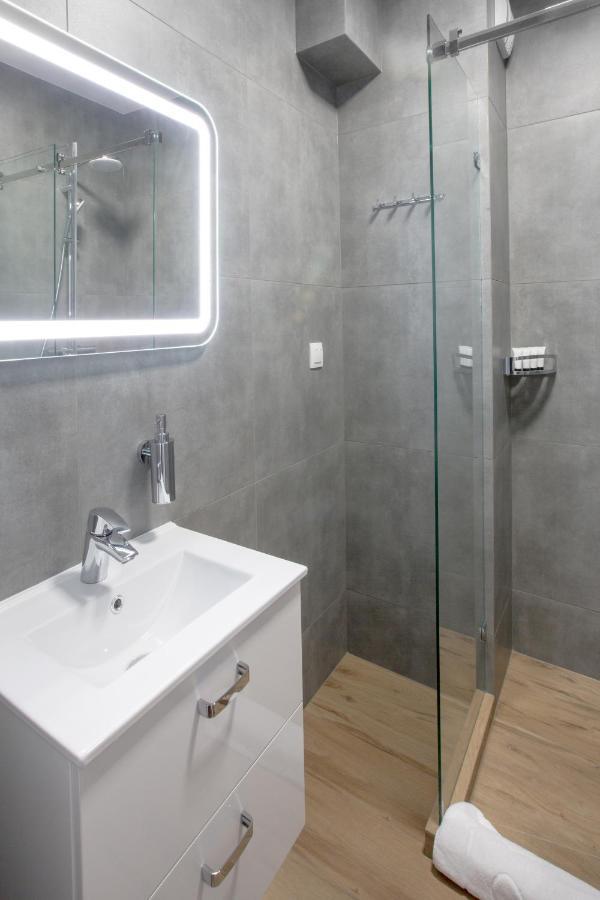 Sky Apartments Познан Екстериор снимка